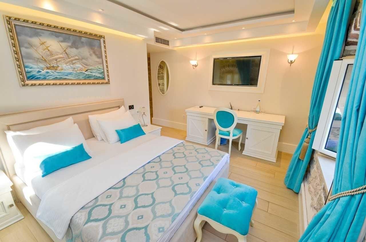 Hotel Libertas Kotor Bagian luar foto