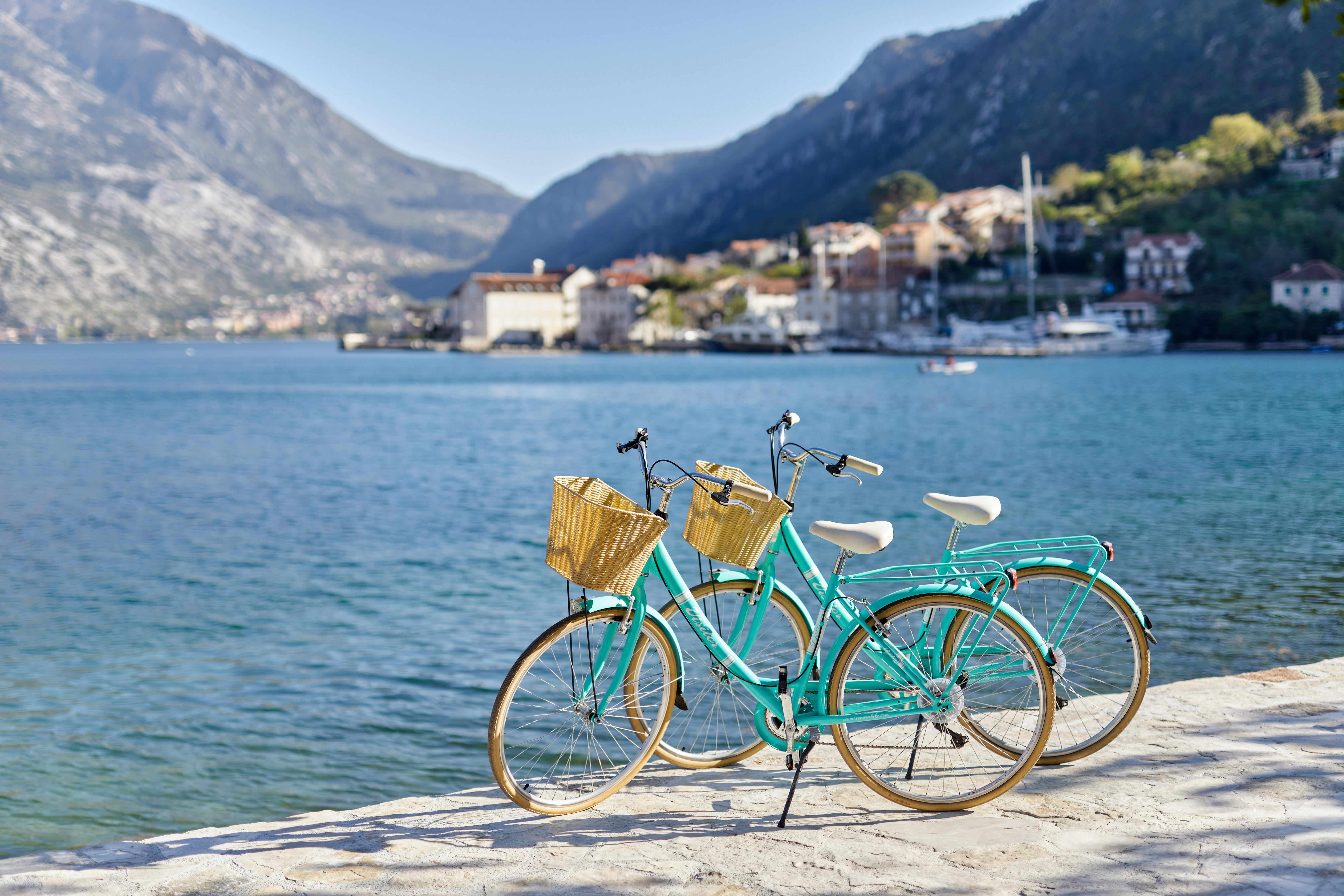 Hotel Libertas Kotor Bagian luar foto